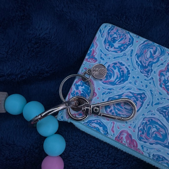 Simply Southern Beaded Bangle Wallet - Picture 4 of 4